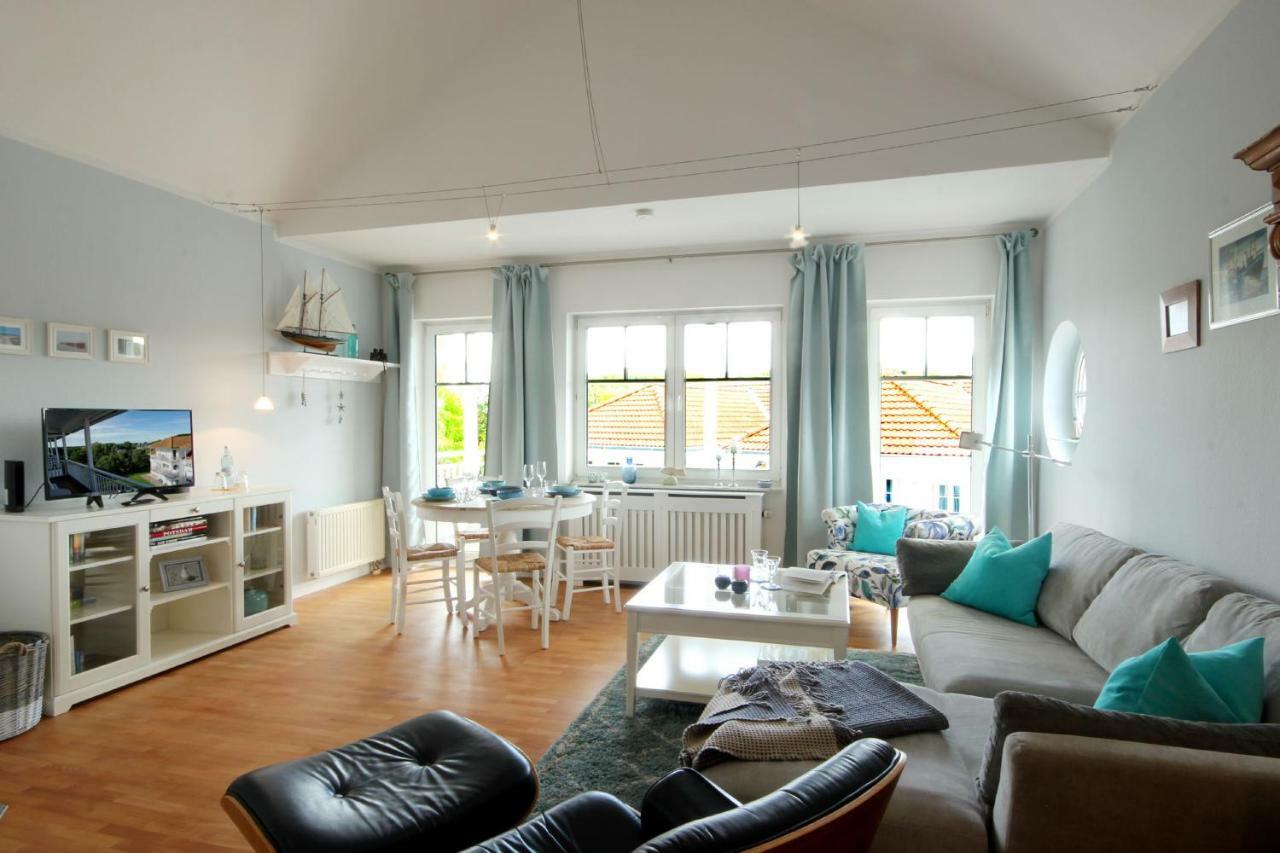 Potenberg 10 By Rujana * Ostseebad Binz